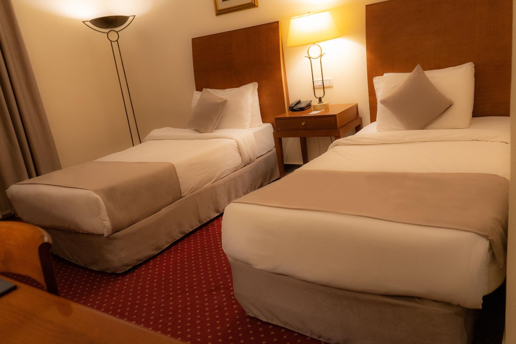 Arena Space Hotel Amman Bagian luar foto